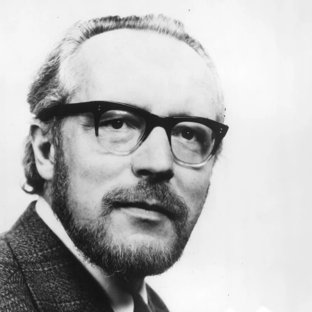 Photo of Kenneth Leighton